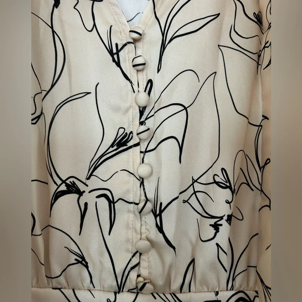 2 for 20$ 🍦🍨 Tie neck floral dress with side zip - Picture 5 of 14